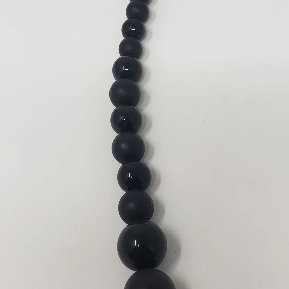 Black Graduated Bead Long Chunky Necklace Vintage
